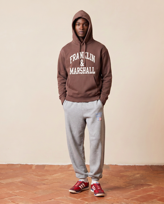L'iconica felpa con cappuccio della collezione "Heritage"