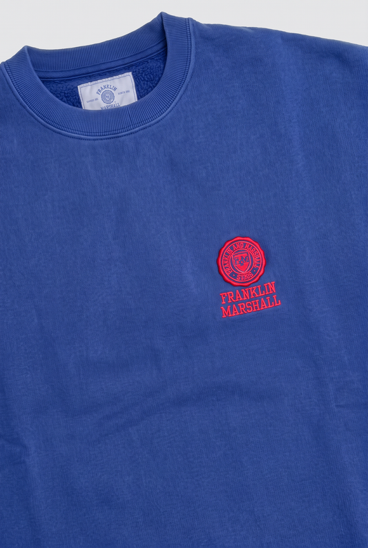 La icónica sudadera con cuello redondo de la colección "Heritage"