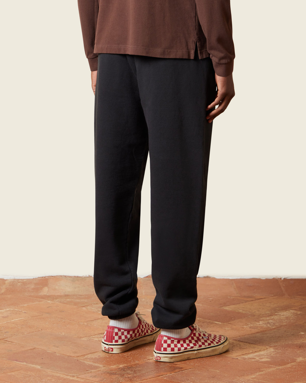 Pantalone in felpa con ricamo