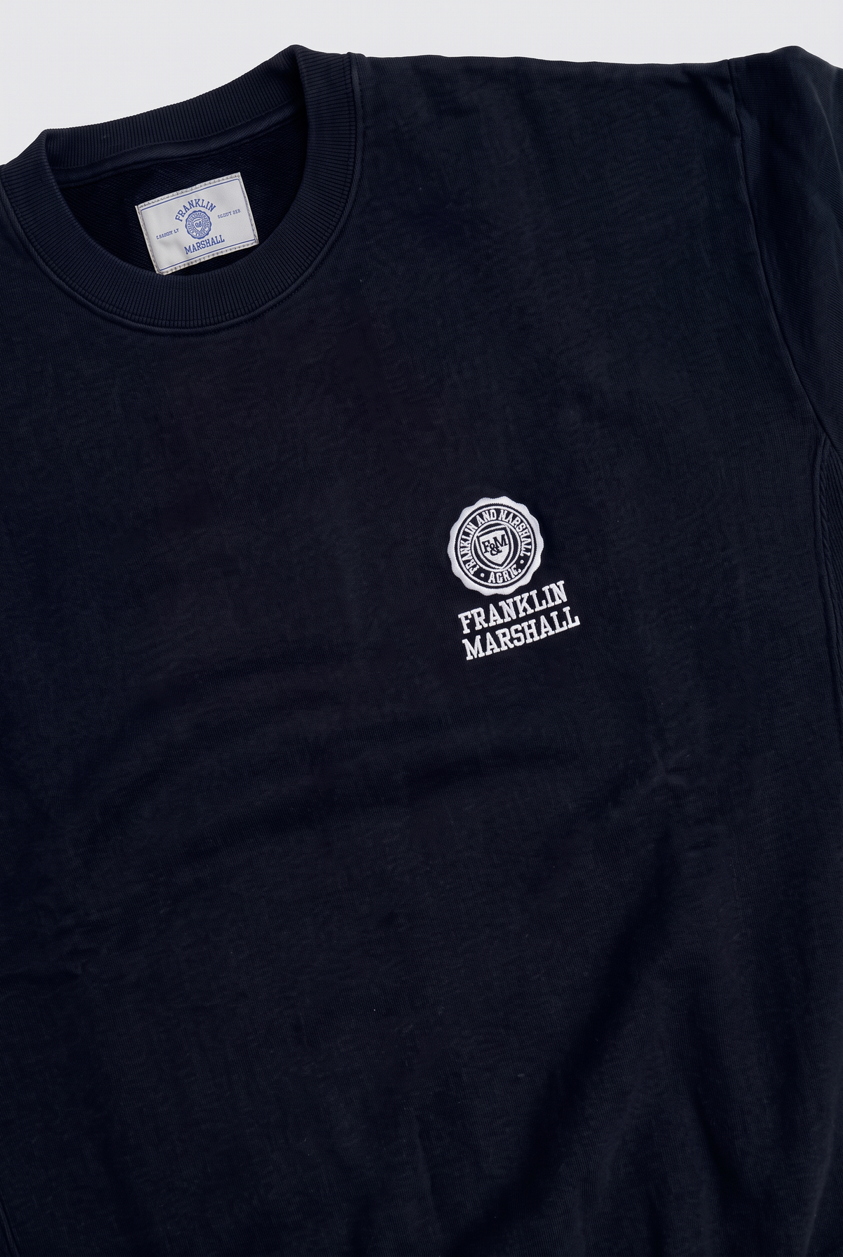 La icónica sudadera de cuello redondo de la colección "Heritage"