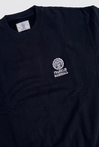 La icónica sudadera de cuello redondo de la colección "Heritage"