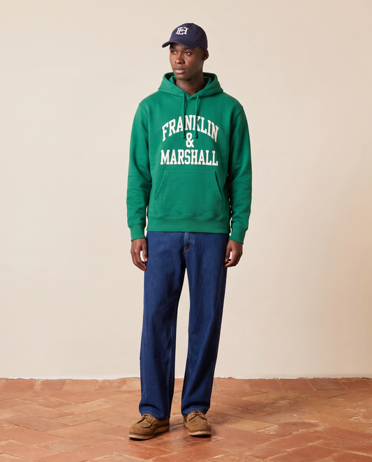 L'iconica felpa con cappuccio della collezione "Heritage"