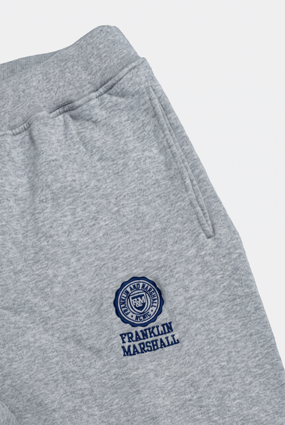 Los icónicos pantalones polares de la colección "Heritage"