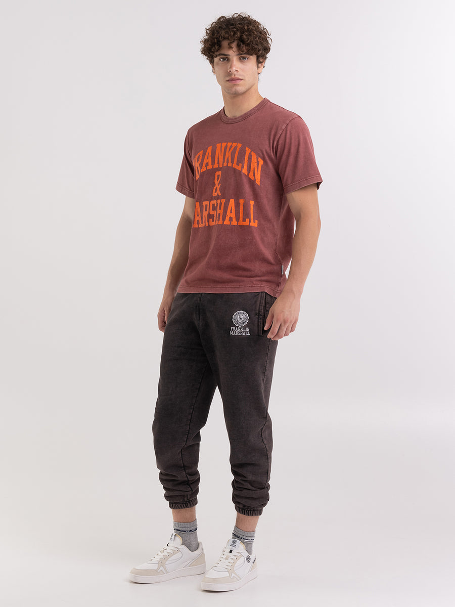 T-shirt marble wash con stampa arch letter