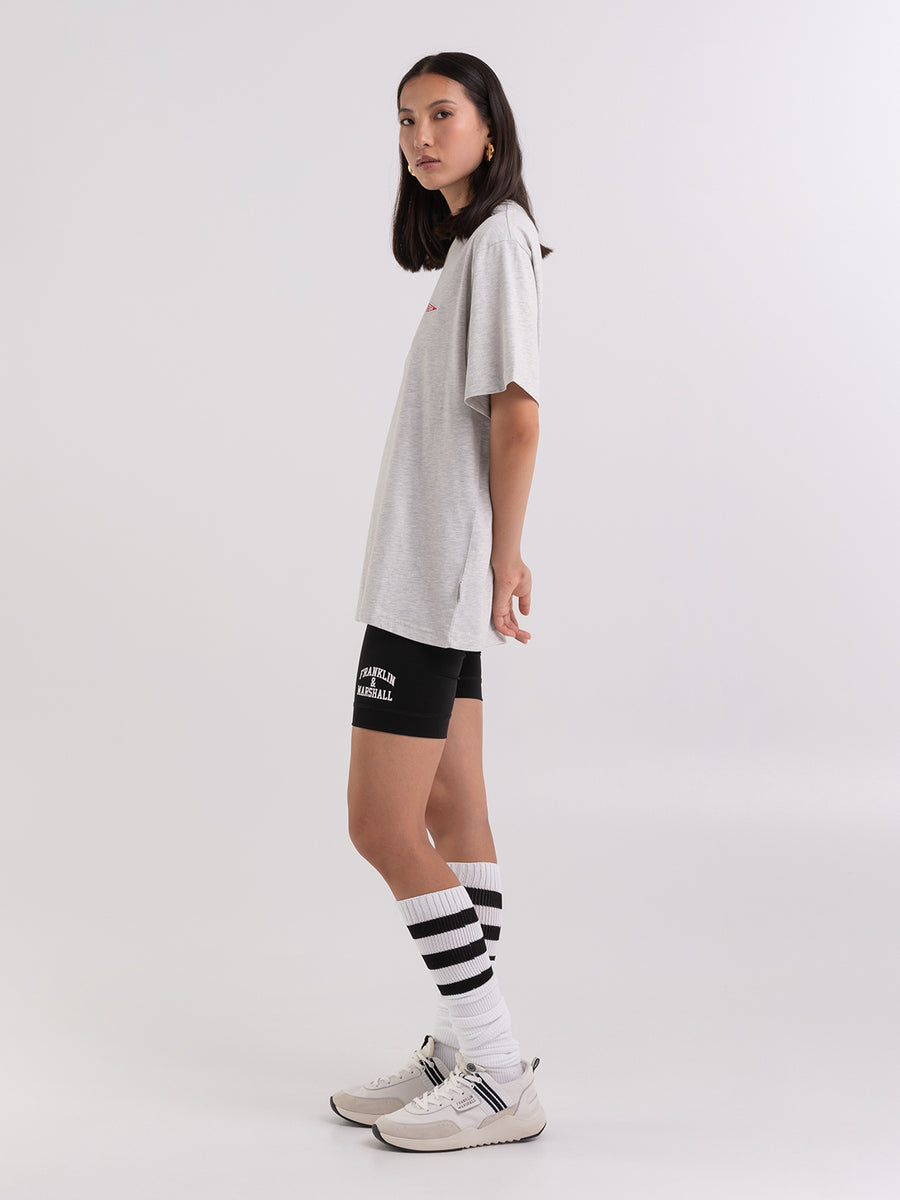 T-shirt Agender in jersey con patch Pennant