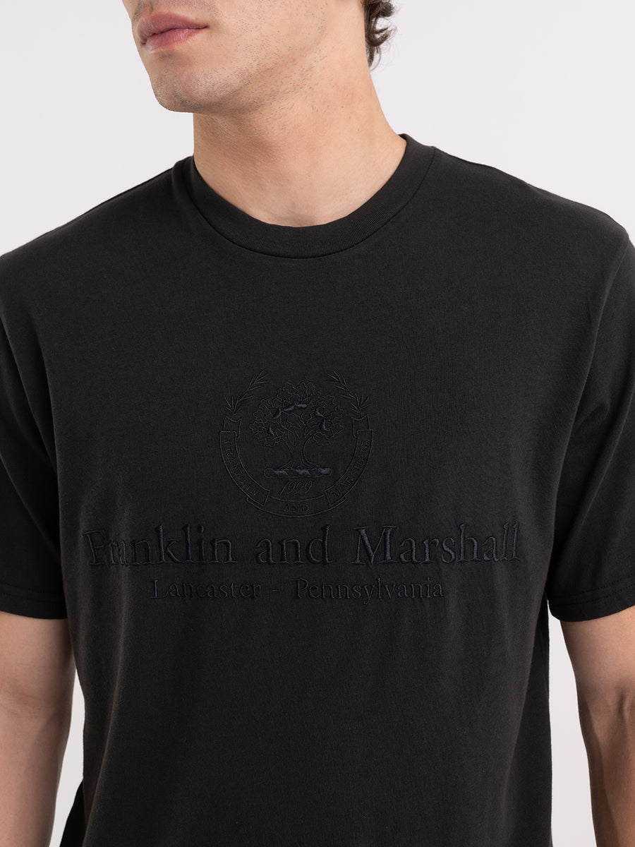 T-shirt with logo print and emblem