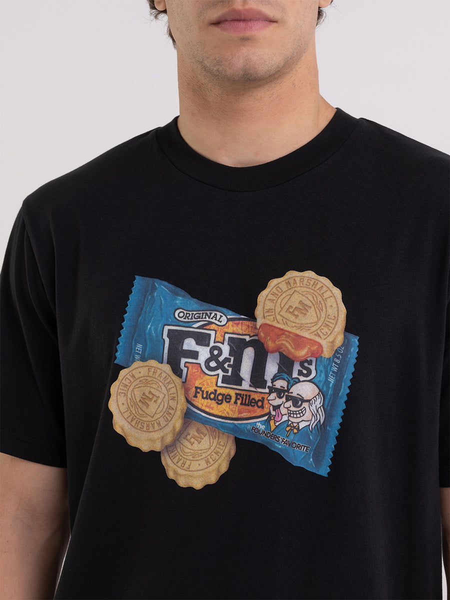 T-shirt in organic cotton with alumni candys print