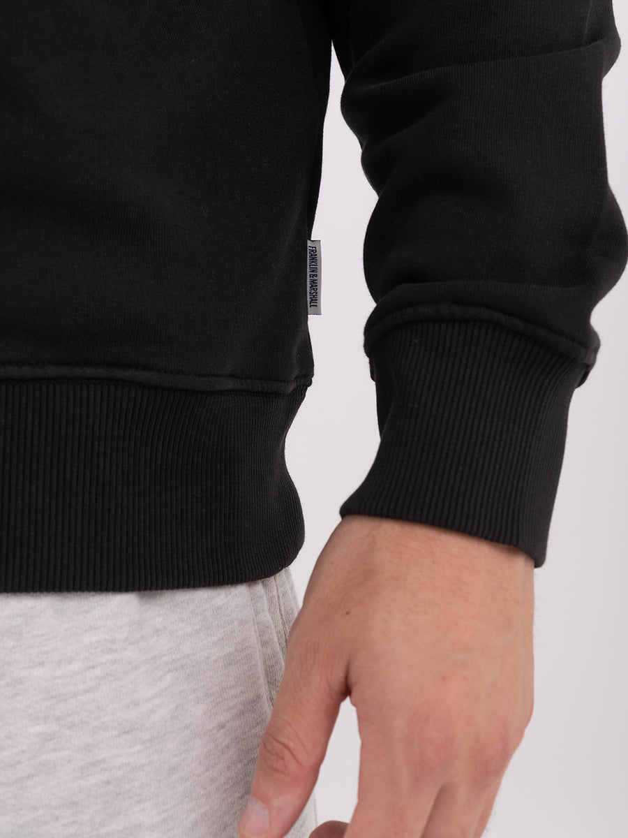 Sweatshirt with arch letter logo print