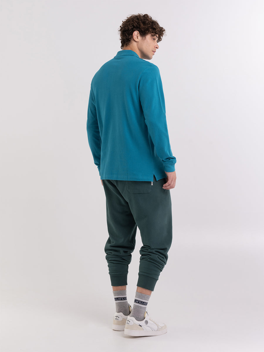 Long-sleeved polo shirt with arch letter logo print