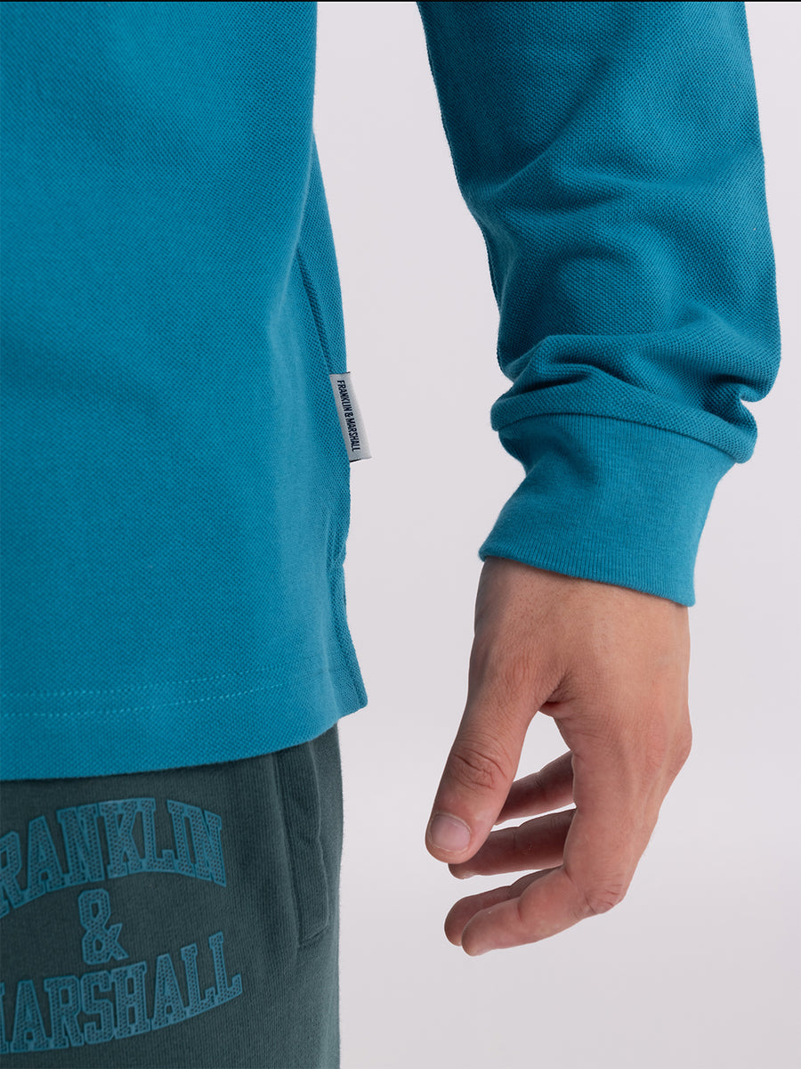 Long-sleeved polo shirt with arch letter logo print