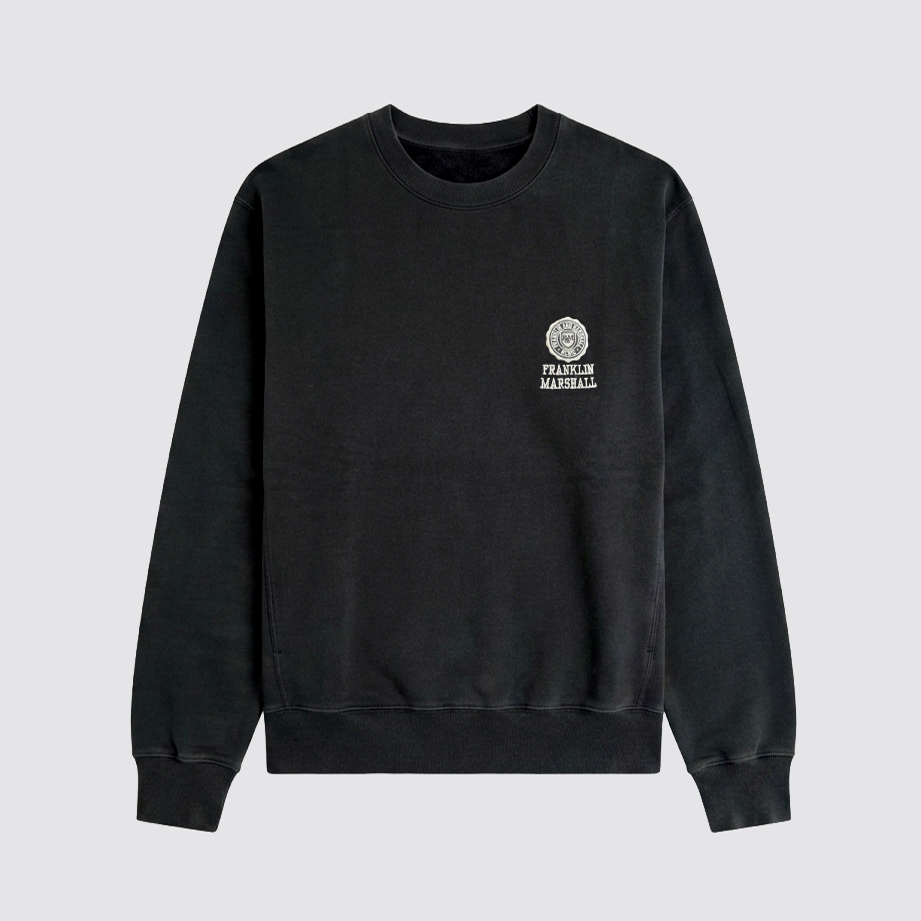 La icónica sudadera de cuello redondo de la colección "Heritage"