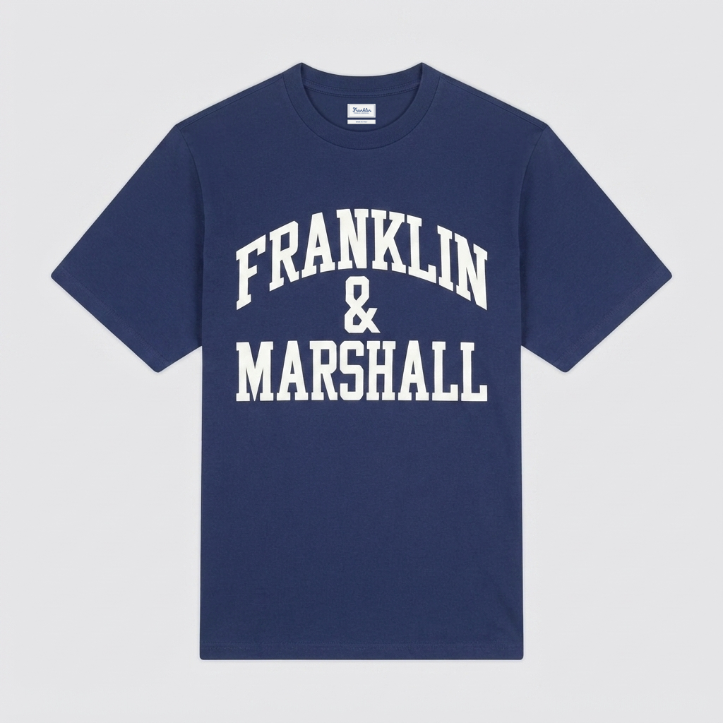 L'iconica t-shirt della collezione "Heritage"