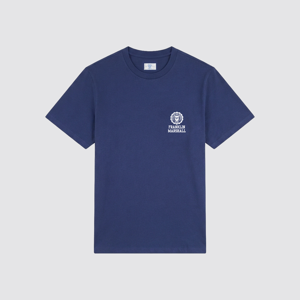 La icónica camiseta de la colección "Heritage"