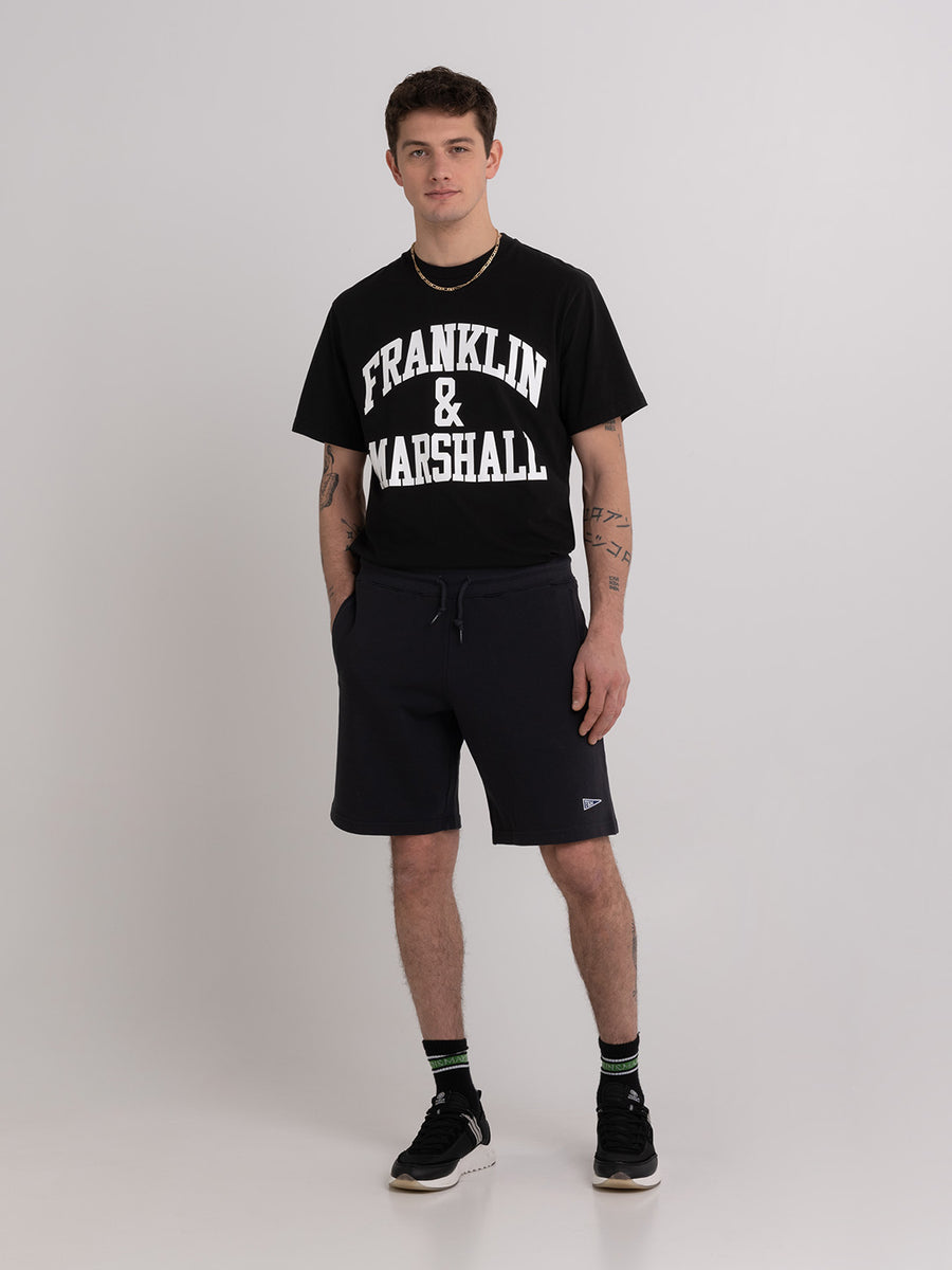 Agender fleece shorts with Pennant patch