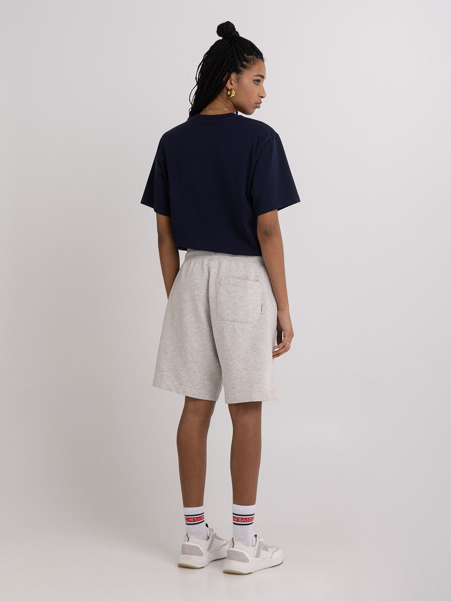 Agender fleece shorts with Pennant patch