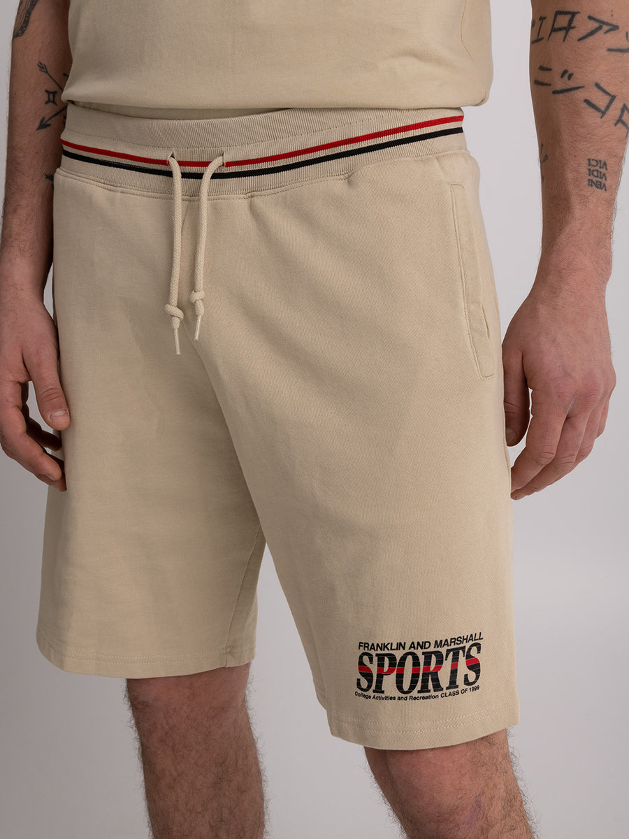 Fleece shorts with Sports print