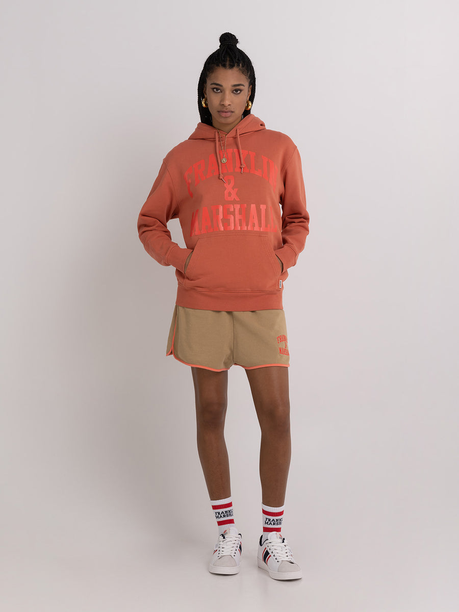 Agender hoodie with arch letter logo print