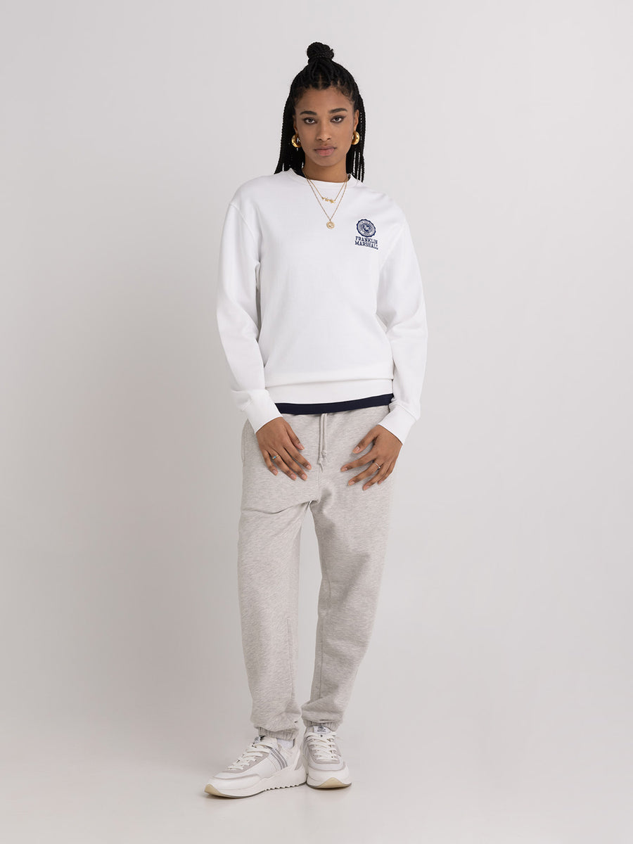 Agender sweatshirt with Crest logo embroidery