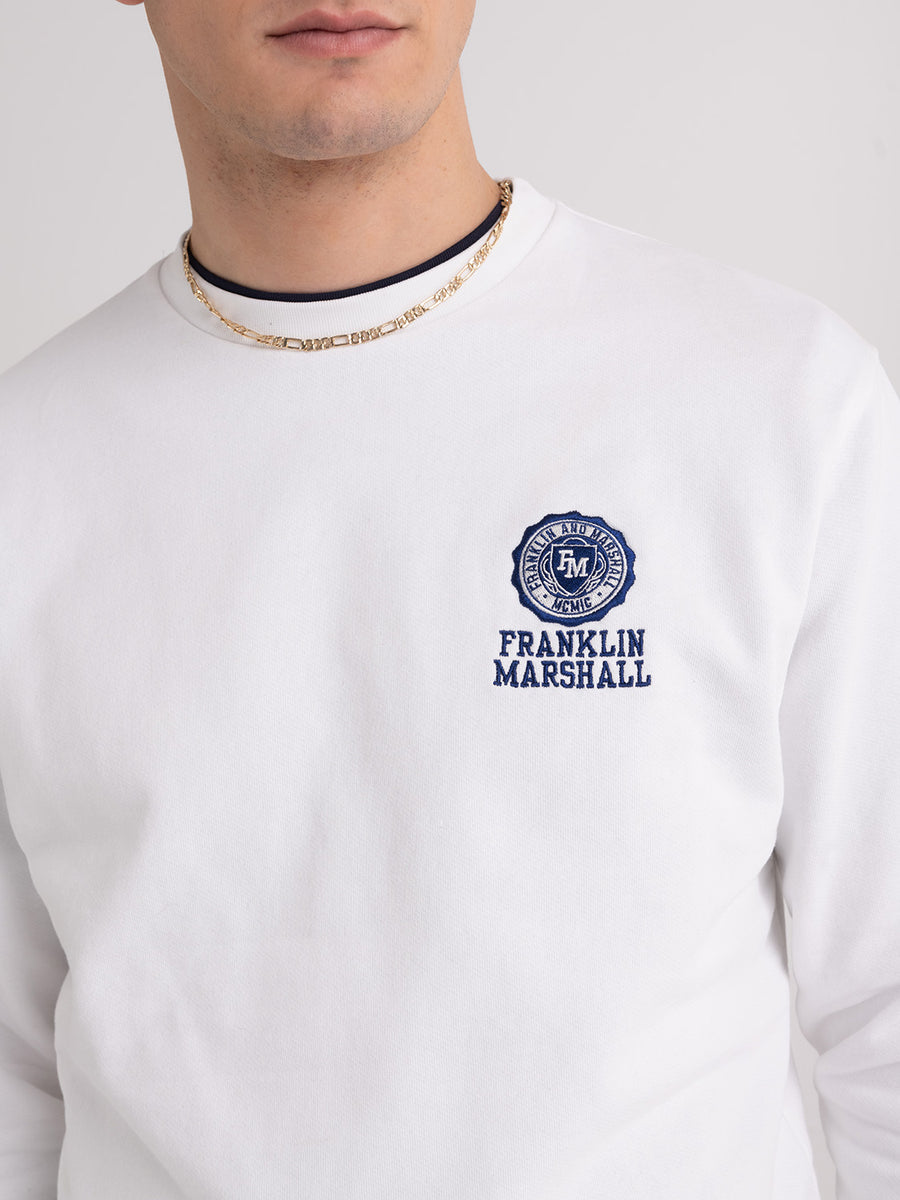Agender sweatshirt with Crest logo embroidery
