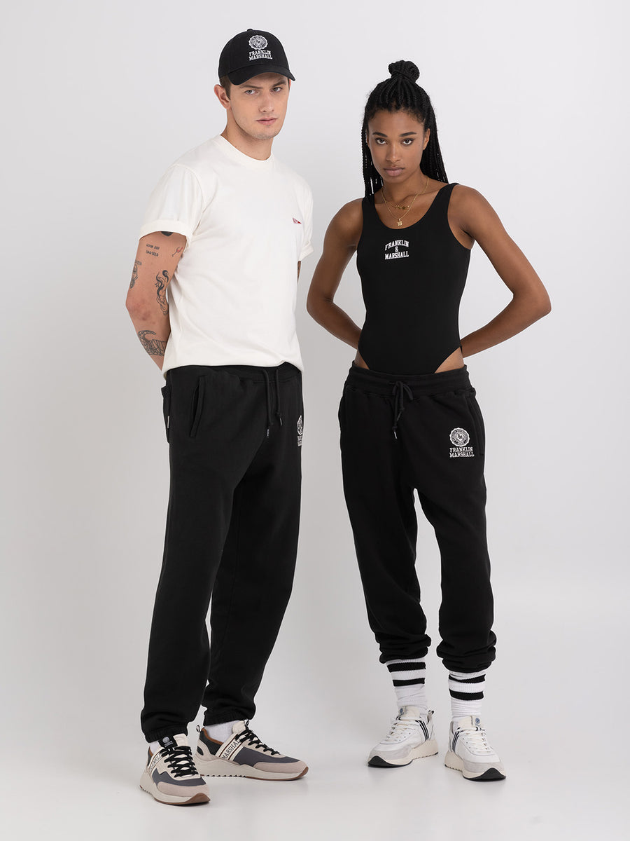 Agender jogger pants with Crest logo embroidery