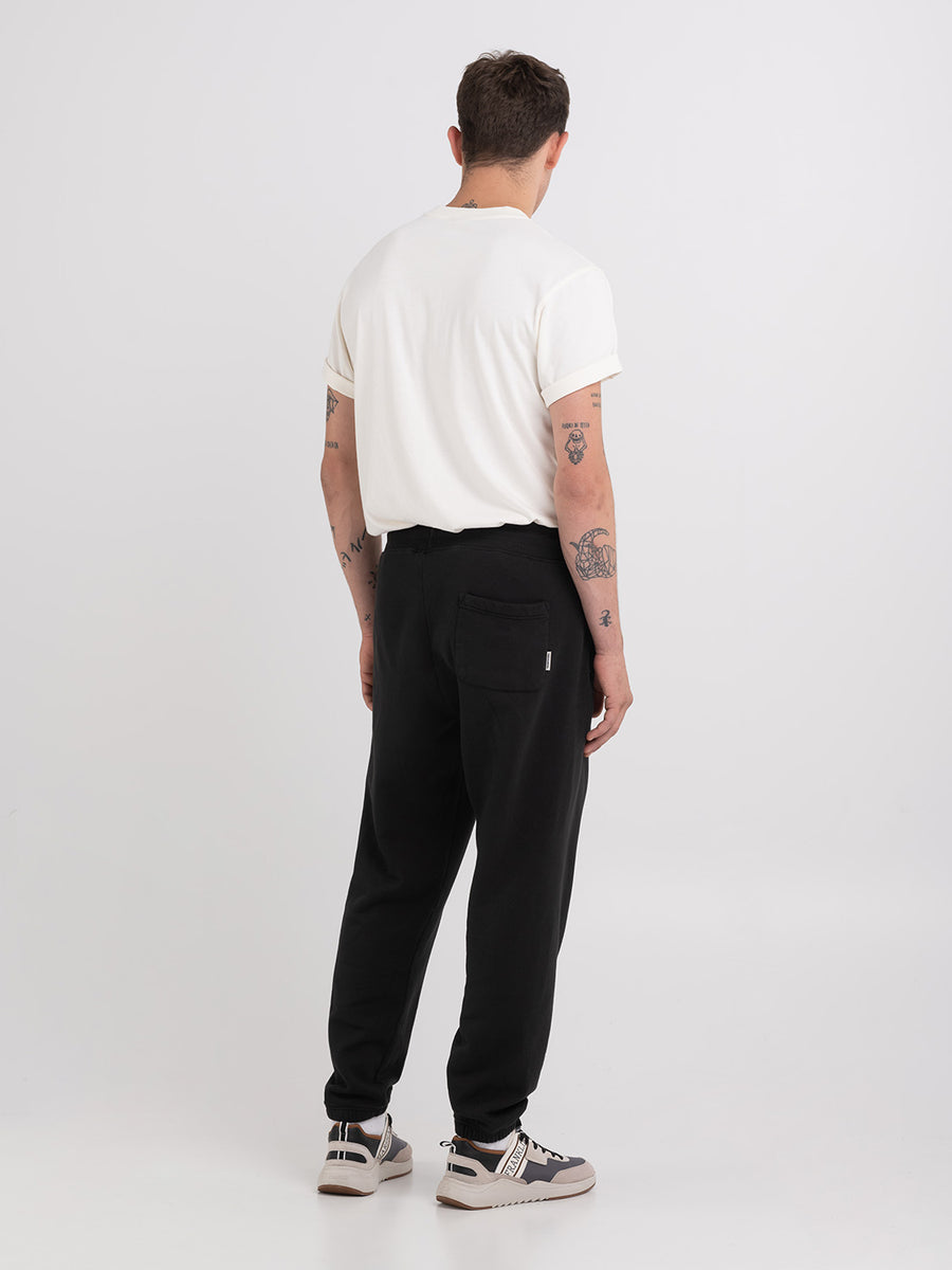 Agender jogger pants with Crest logo embroidery