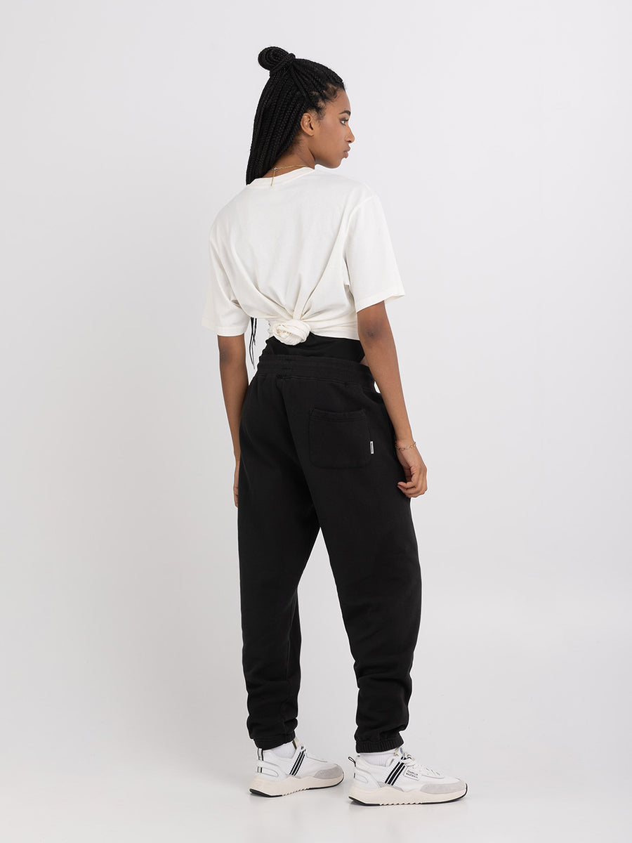 Agender jogger pants with Crest logo embroidery